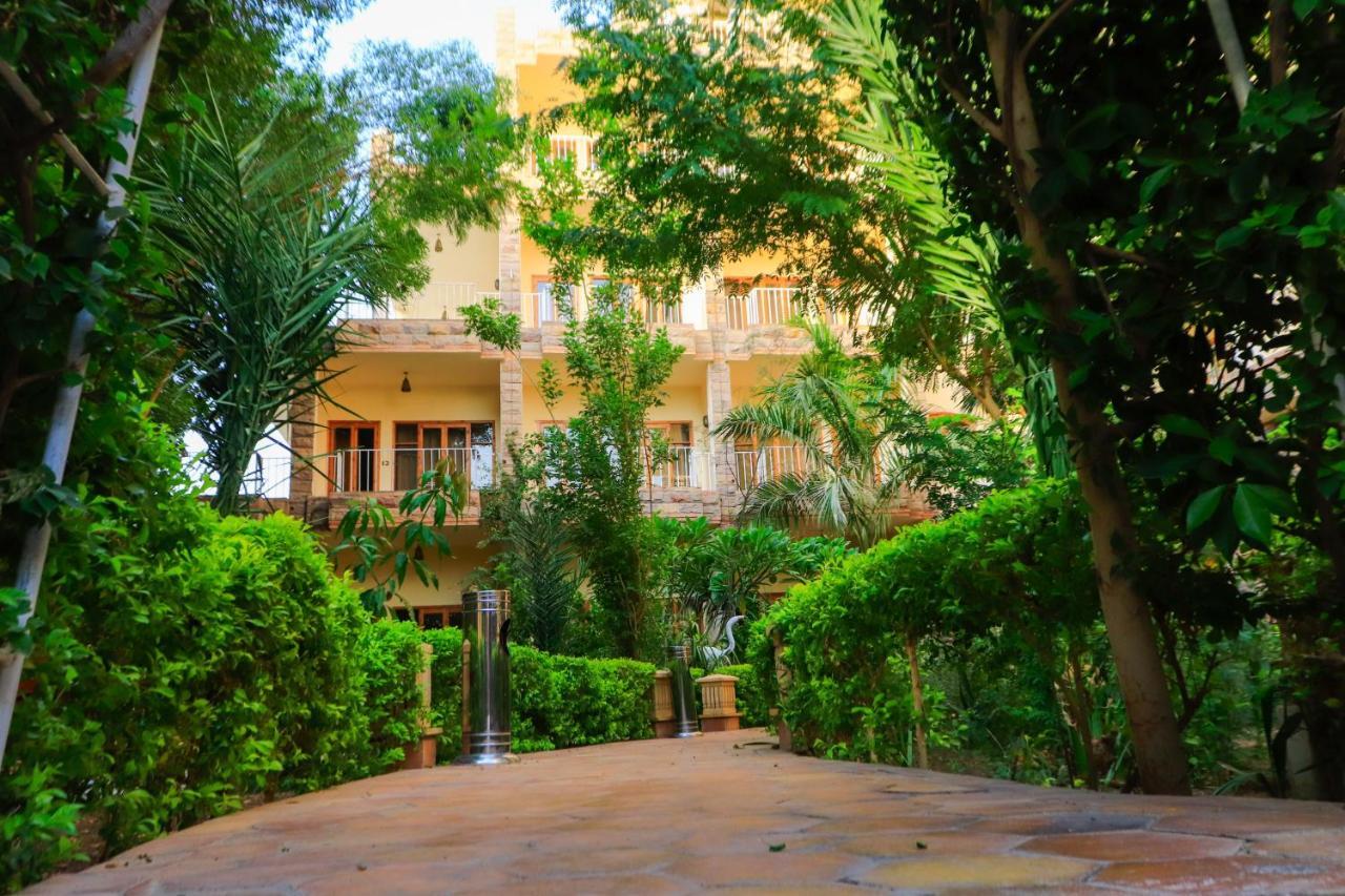 Thebes Hotel Louxor Extérieur photo